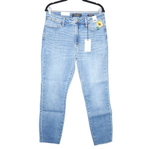 Judy Blue Sunflower Embroidery Relaxed Fit Jeans Size 13/31 NWT High Waist Ankle